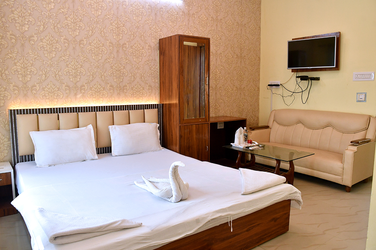 Deluxe Double Bed (Sea Facing)