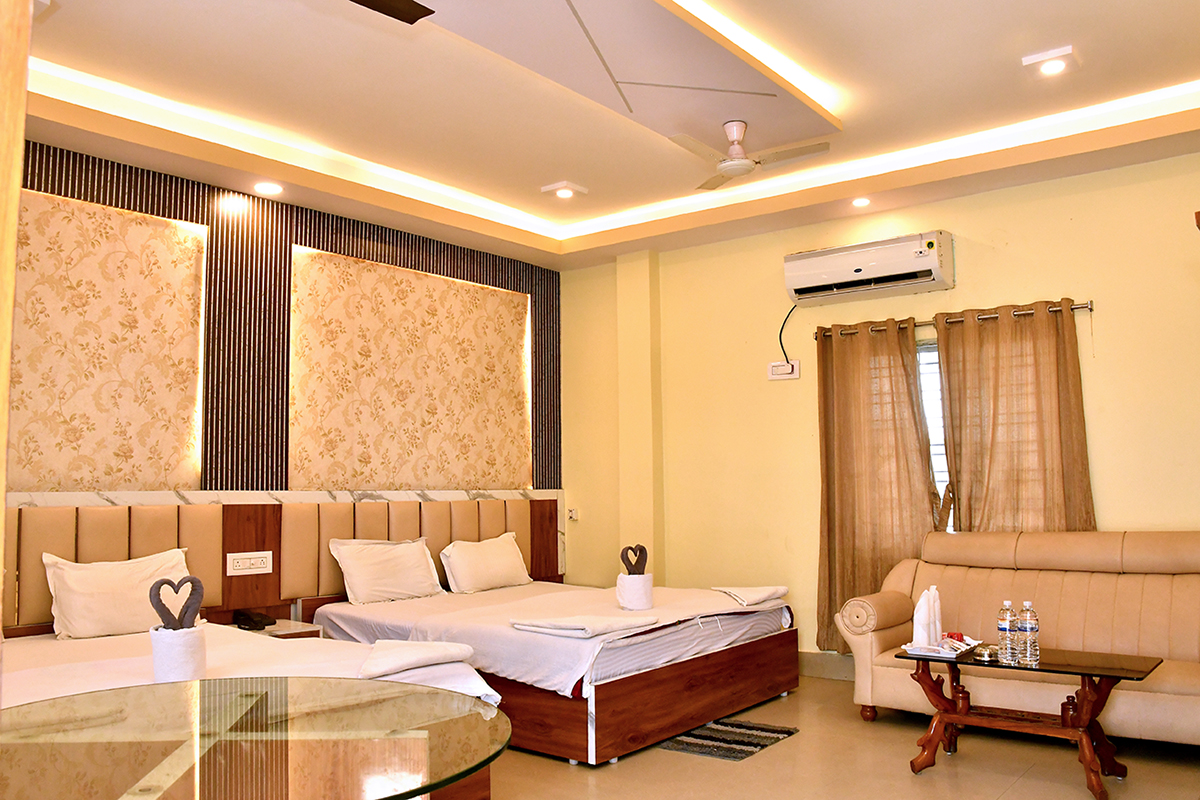 Deluxe Four Bed (Side Sea Facing)