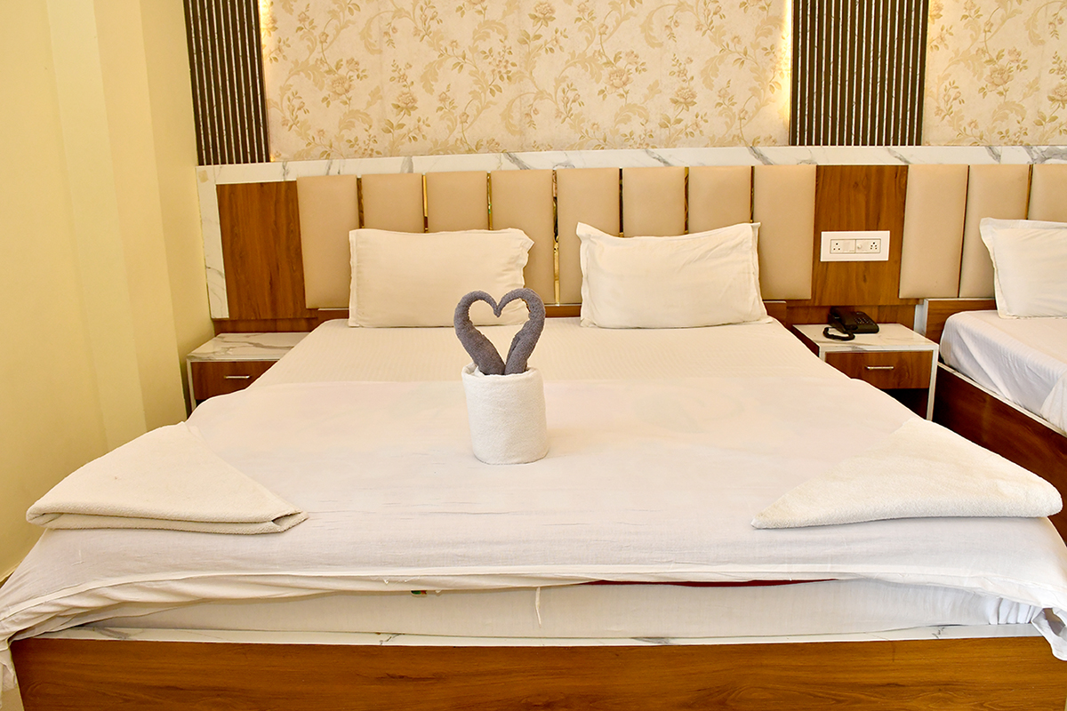 Deluxe Four Bed (Side Sea Facing)