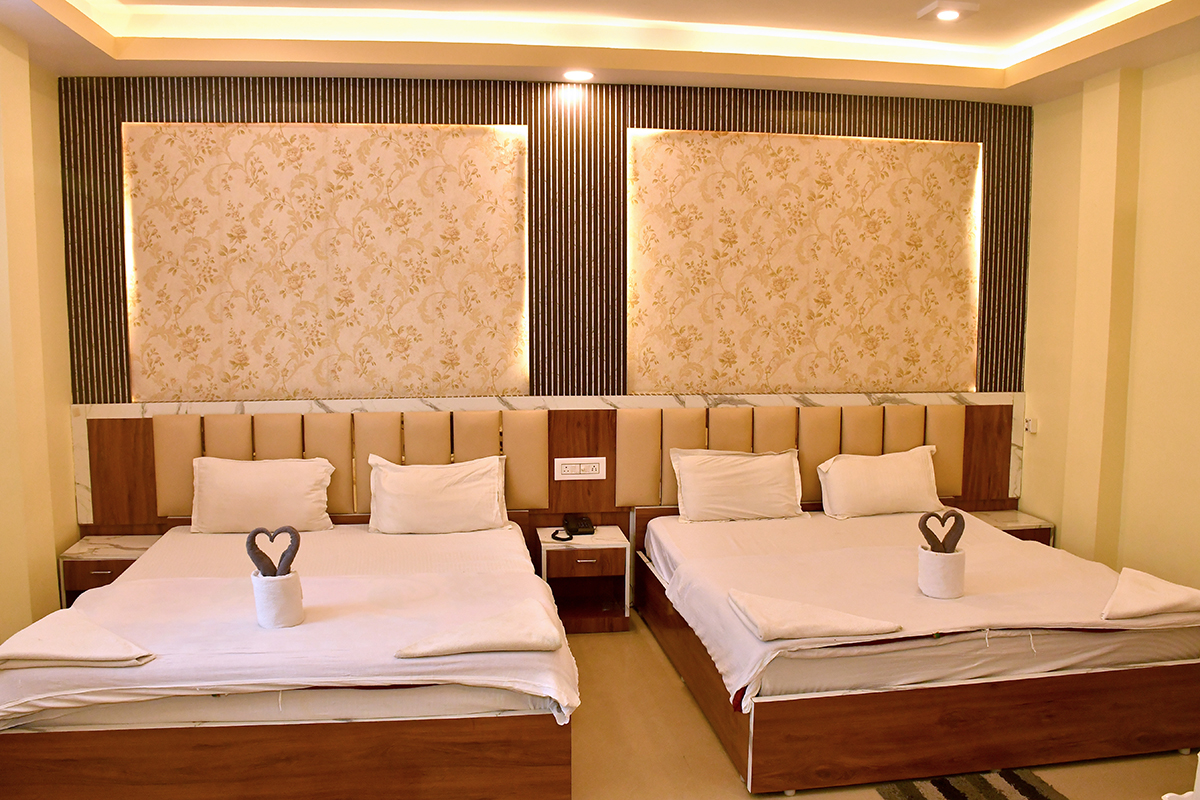 Deluxe Four Bed (Side Sea Facing)
